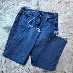 american eagle distressed mom jeans 10
